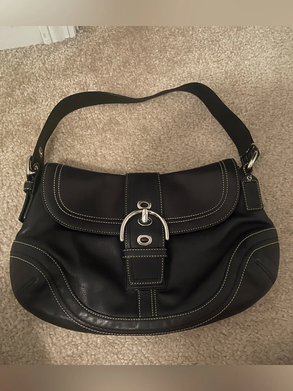 Vintage Coach Soho Black Leather Buckle Shoulder Bag F109910 Y2K